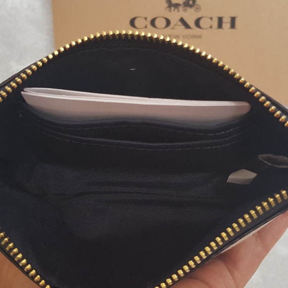 CORNER ZIP WRISTLET WITH BUFFALO PLAID PRINT - Picture 2 of 4